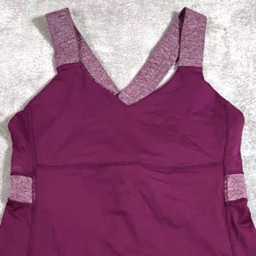 SZ 8 Lululemon Tank “Push Your Limits”